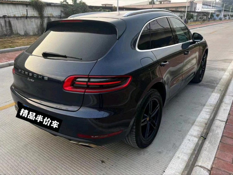 南寧17年保時捷Macan5