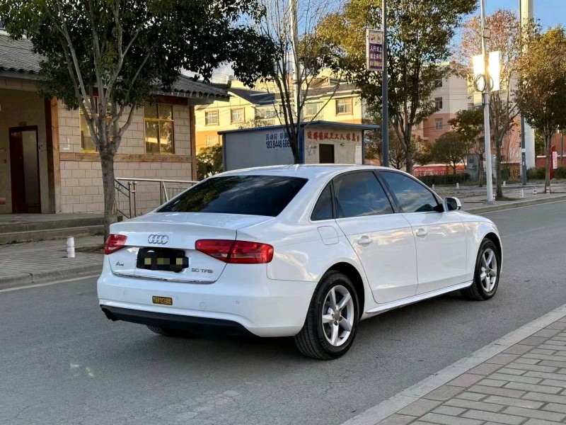 昆明14年奧迪A4L4
