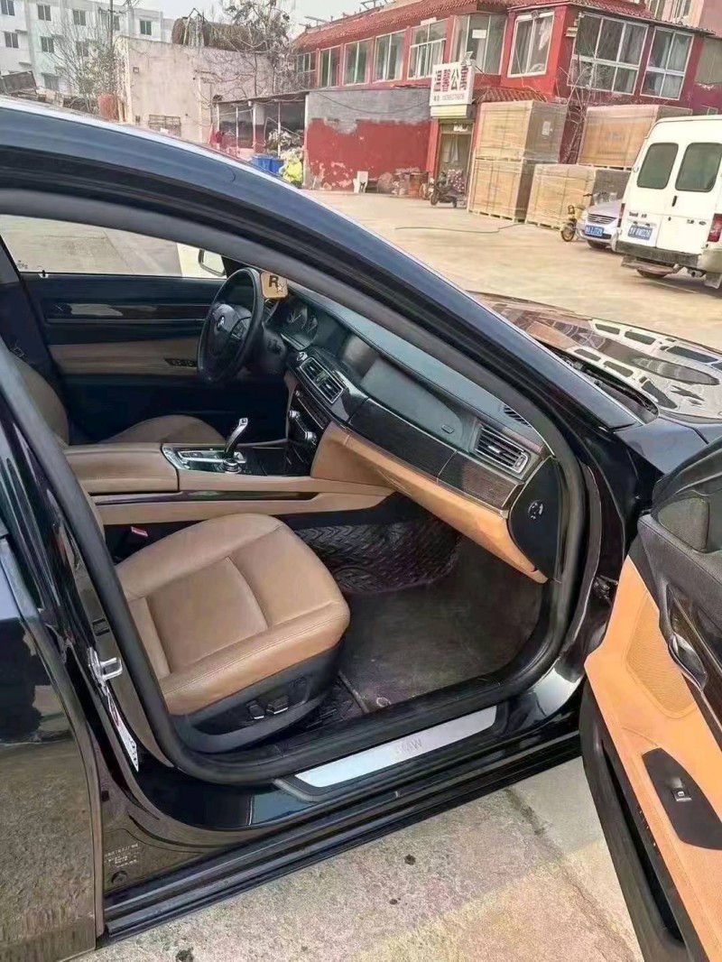 济南20年宝马7系6