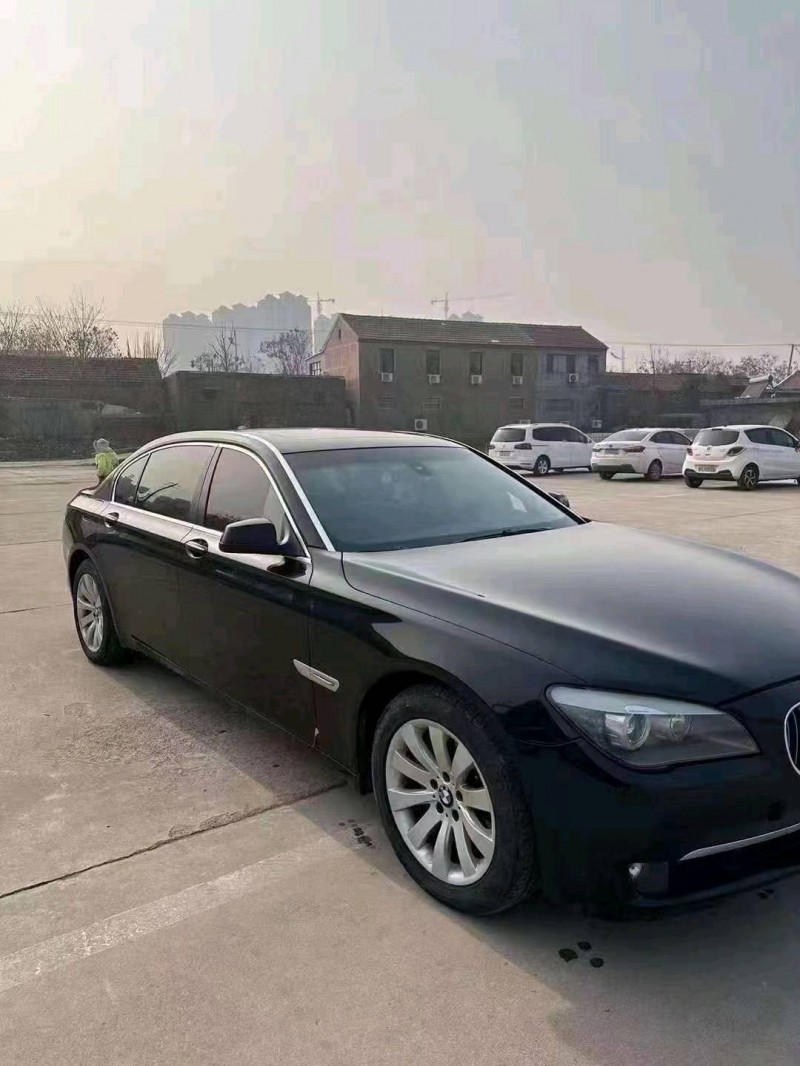 济南20年宝马7系7