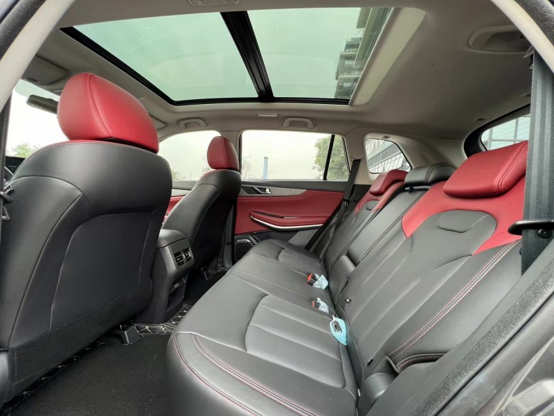 东莞23年长安汽车CS756