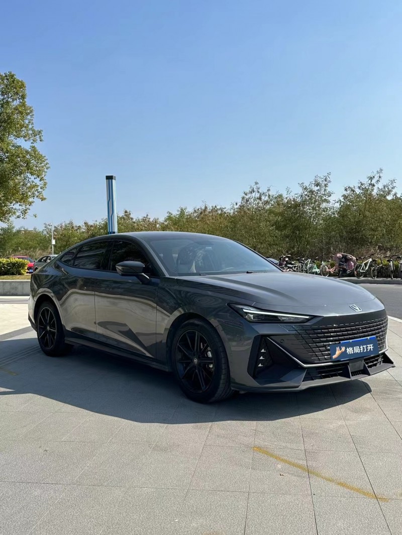 东莞22年长安汽车UNI-V3