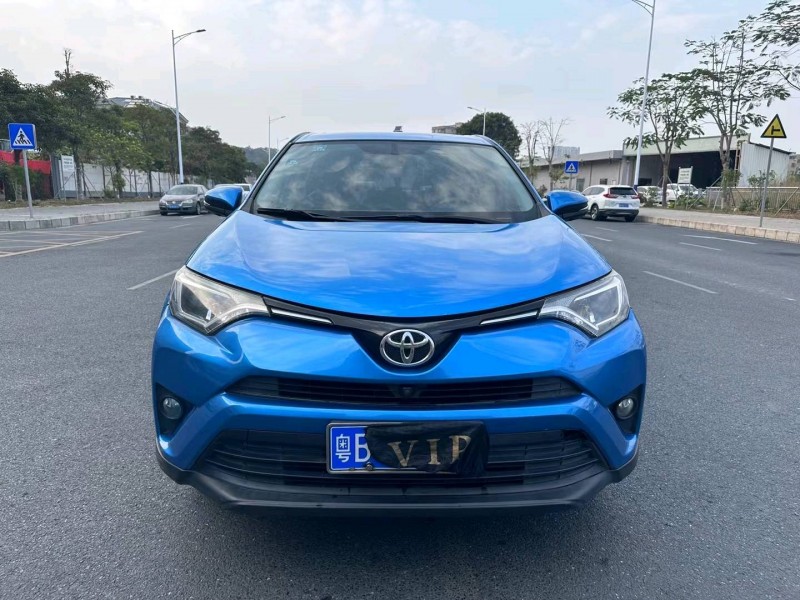 深圳18年丰田RAV41
