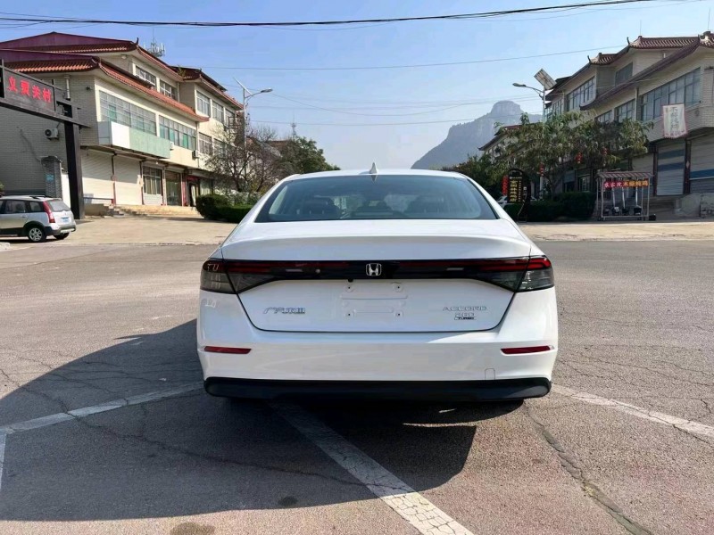 枣庄23年本田雅阁2