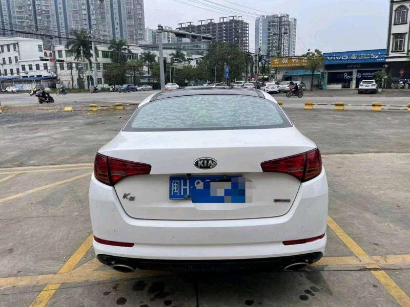防城港12年起亞K59