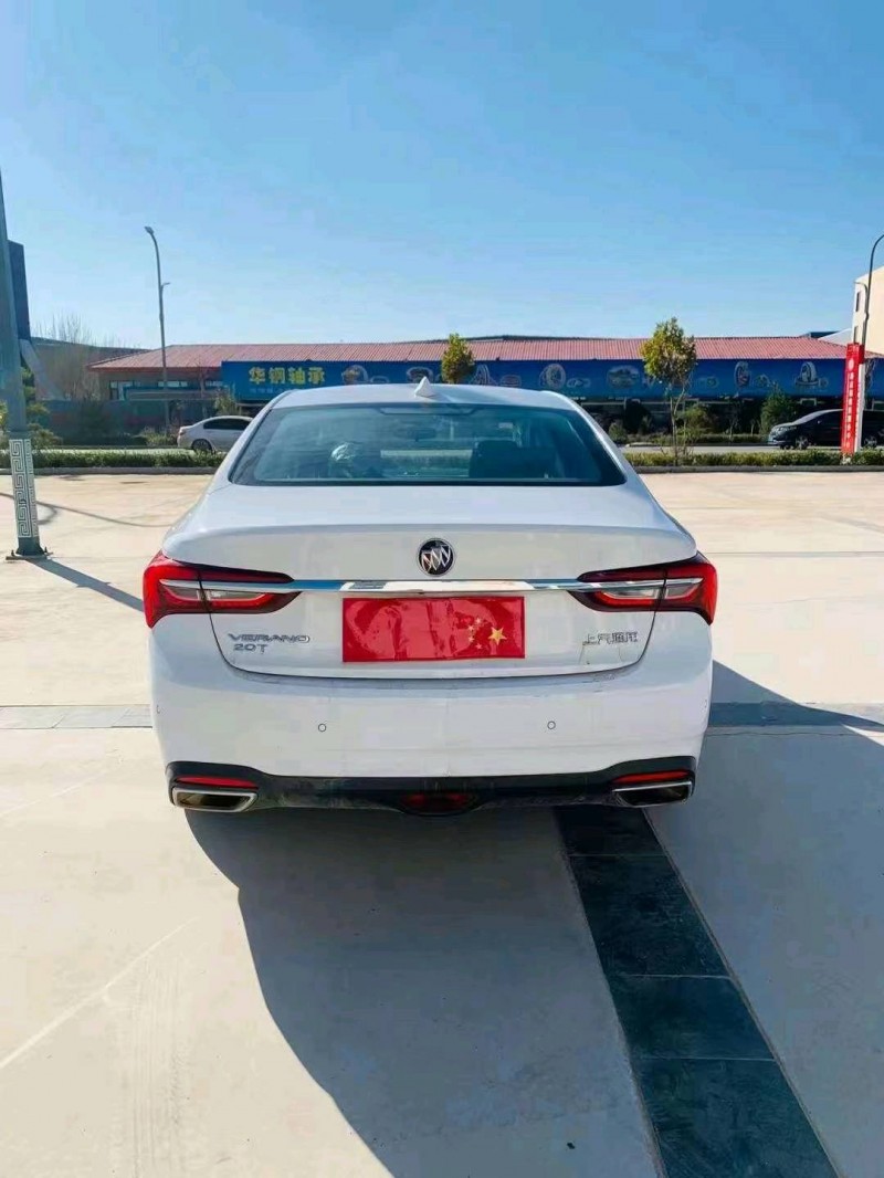 枣庄20年别克威朗6