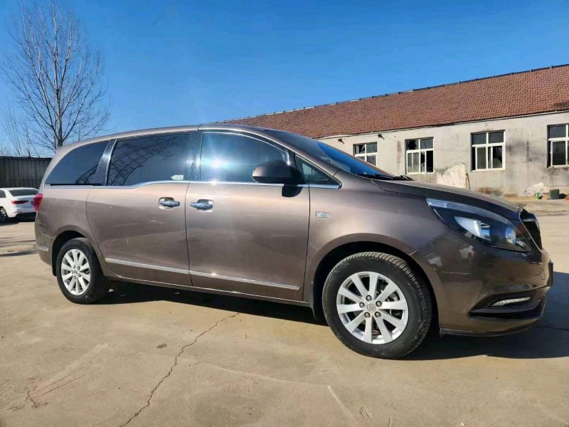 枣庄17年别克GL89