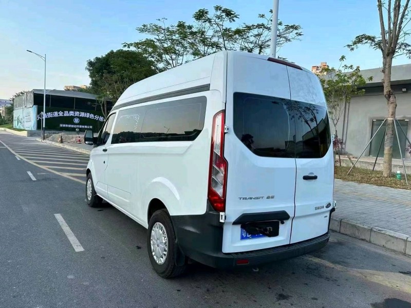 深圳18年福特全顺5