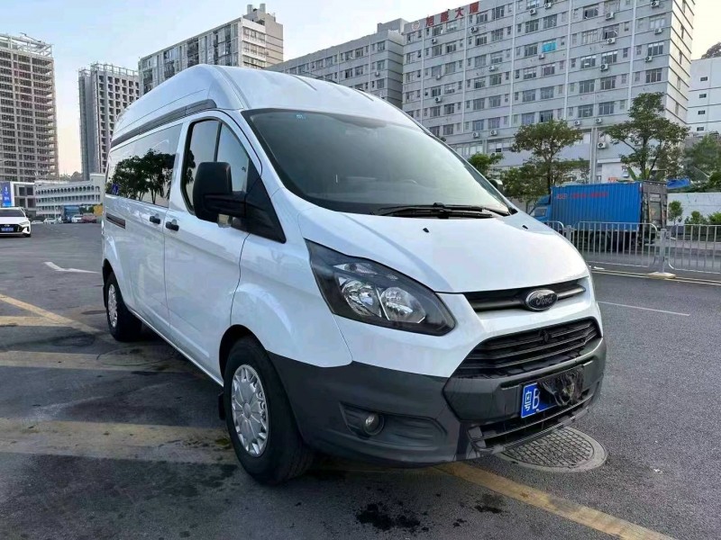 深圳18年福特全顺9