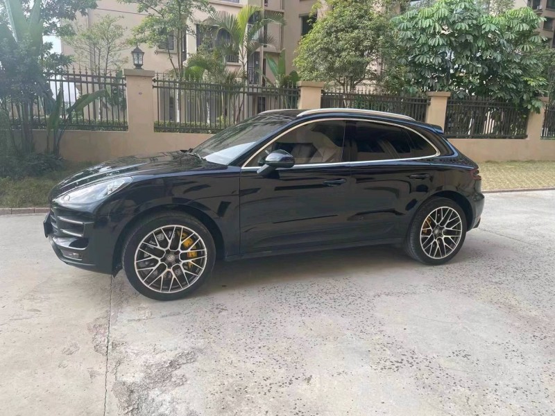 梧州17年保時捷Macan8