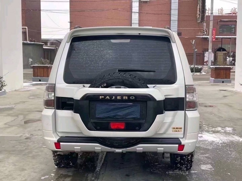 邯郸19年三菱帕杰罗5