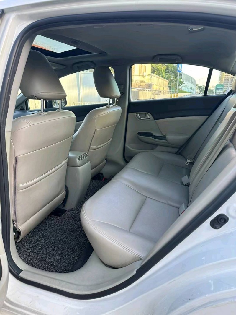 深圳14年本田思域9