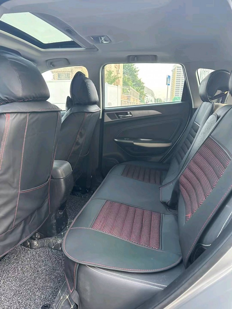 深圳17年长安汽车CS358