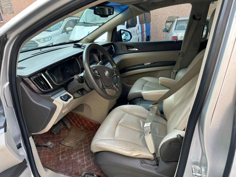 深圳11年别克GL88