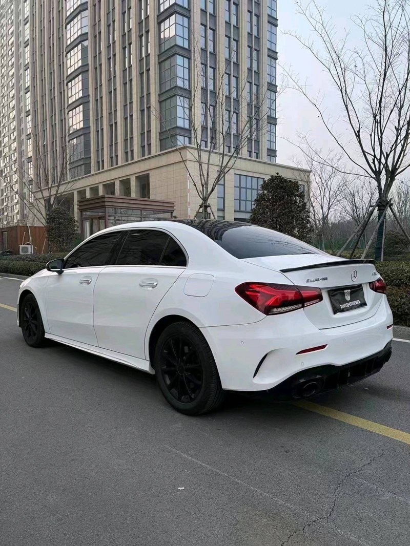 青岛21年奔驰A5