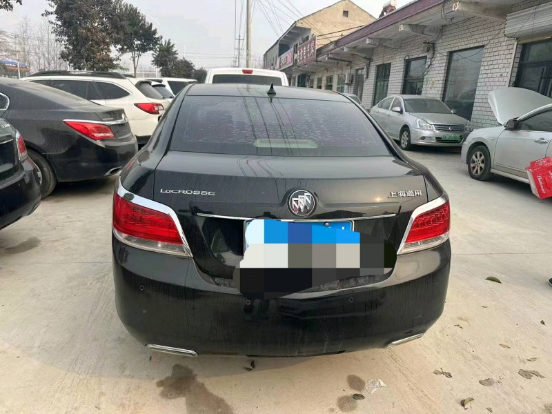 枣庄10年别克君越4