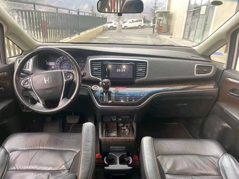 东营16年本田奥德赛4