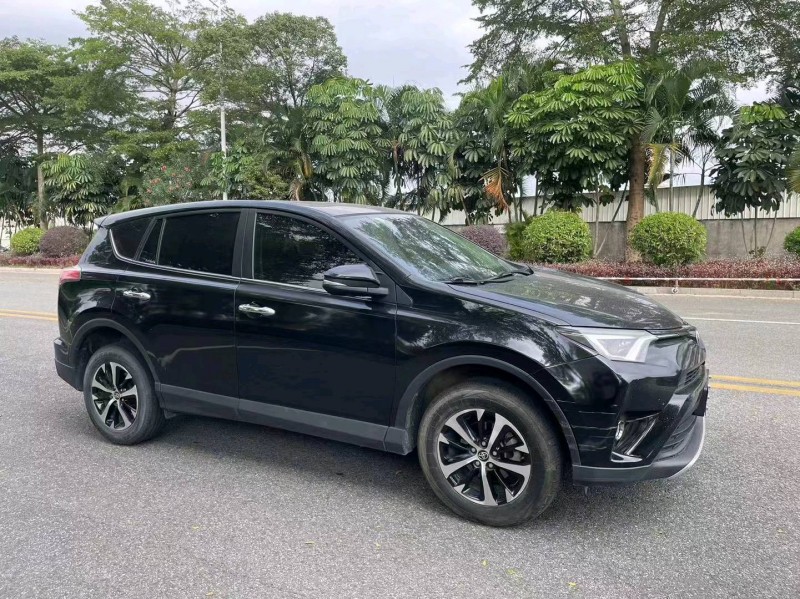 茂名18年豐田RAV4榮放2