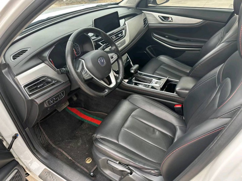 徐州19年长安汽车CS756