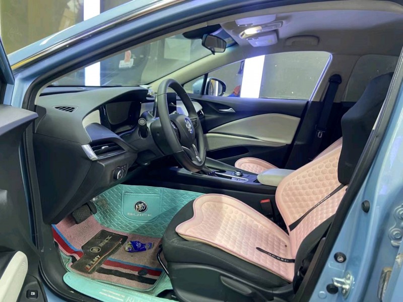 广州22年别克微蓝5