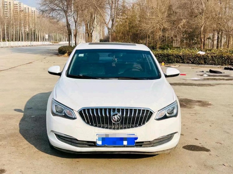 枣庄17年别克英朗1