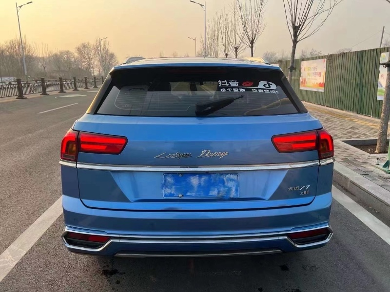 潍坊19年众泰大迈X77