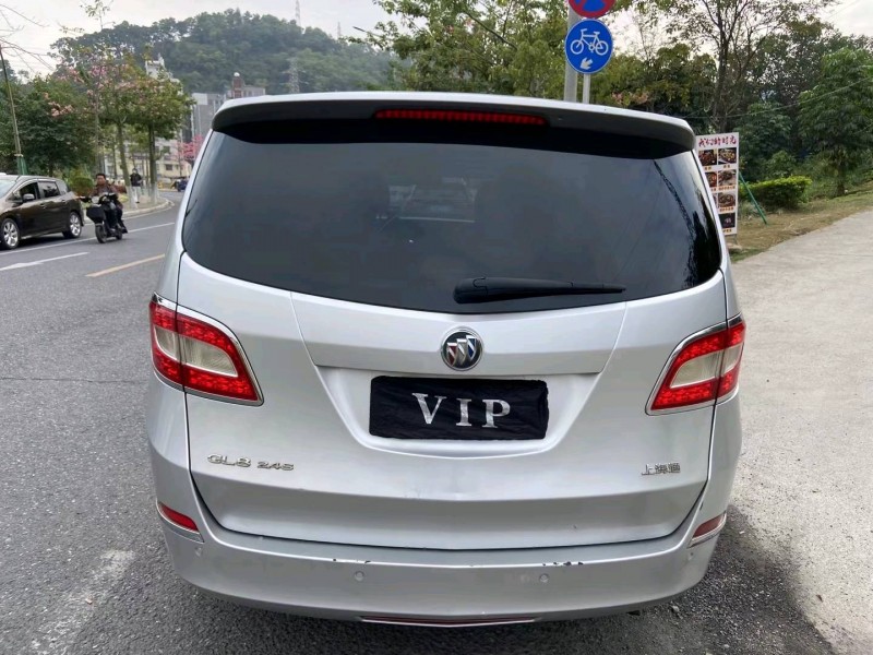 广州11年别克GL83