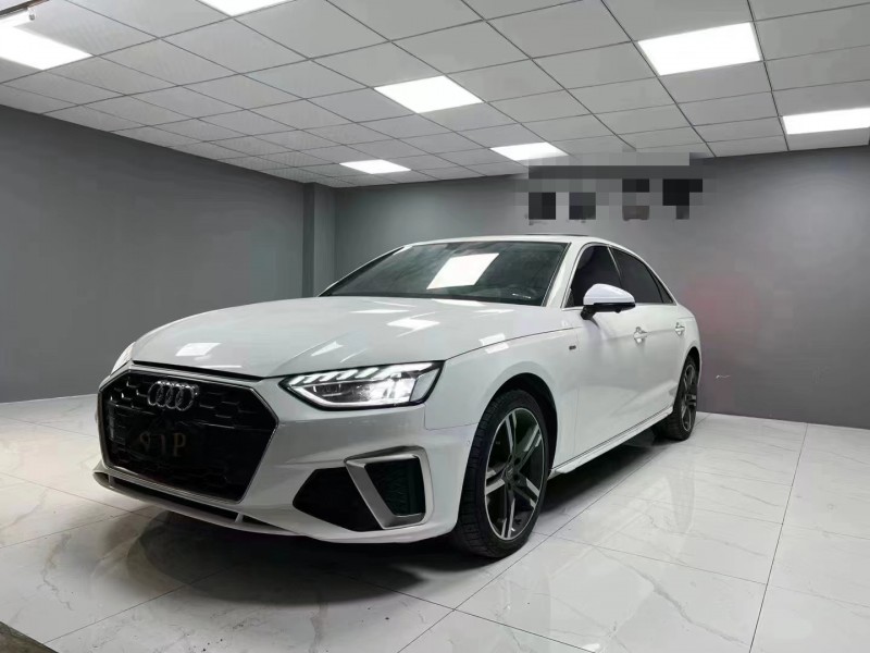 成都21年奥迪A4L3