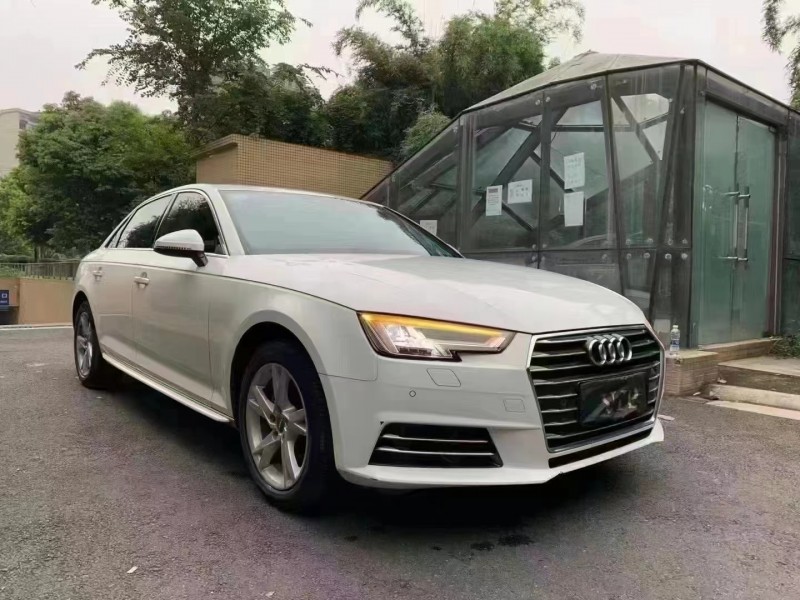 成都18年奥迪A4L2