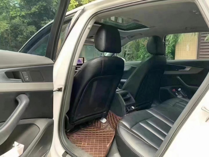 成都18年奥迪A4L4