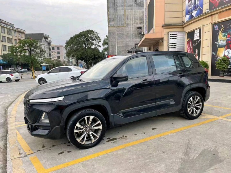 防城港19年寶駿RS53