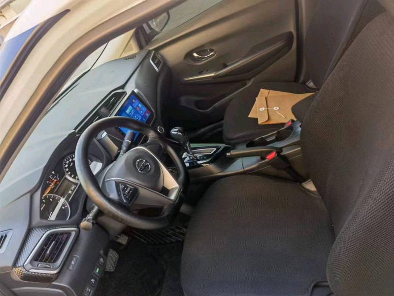 保定22年日产蓝鸟8