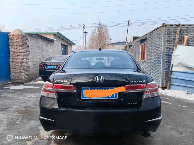 菏泽13年本田雅阁4