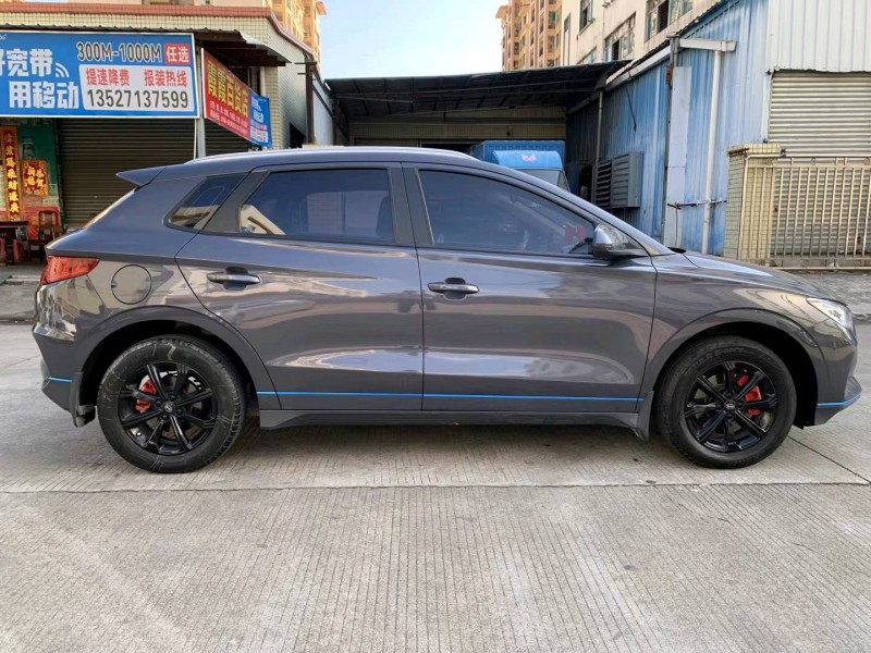 中山20年比亚迪e22