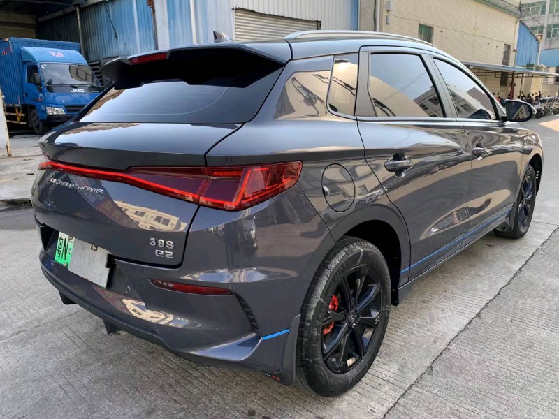 中山20年比亚迪e24