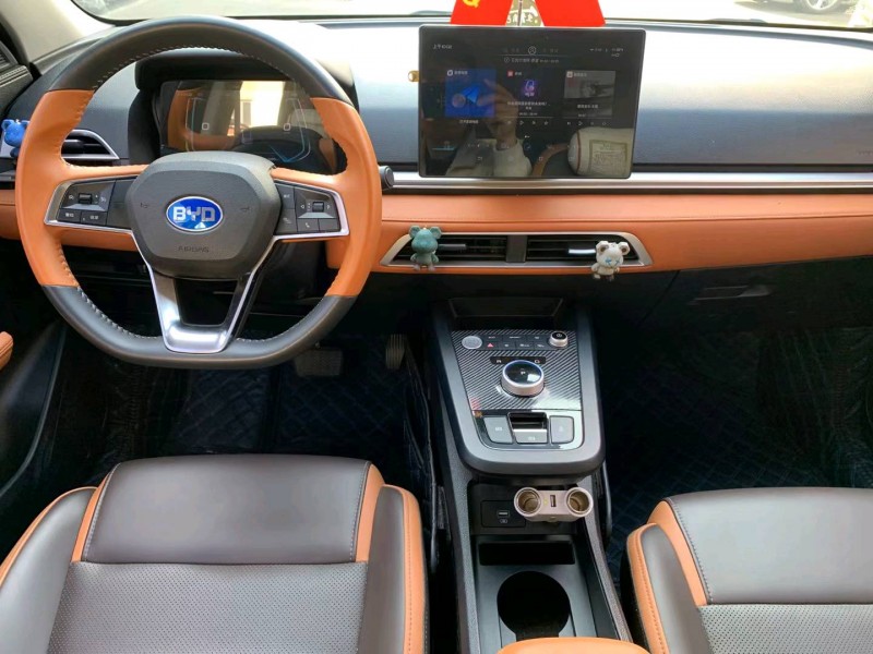 中山20年比亚迪e28