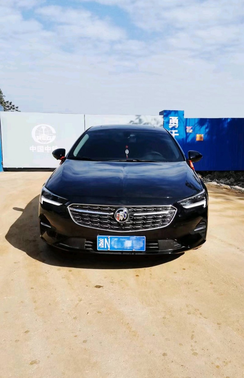 湛江23年别克君威1