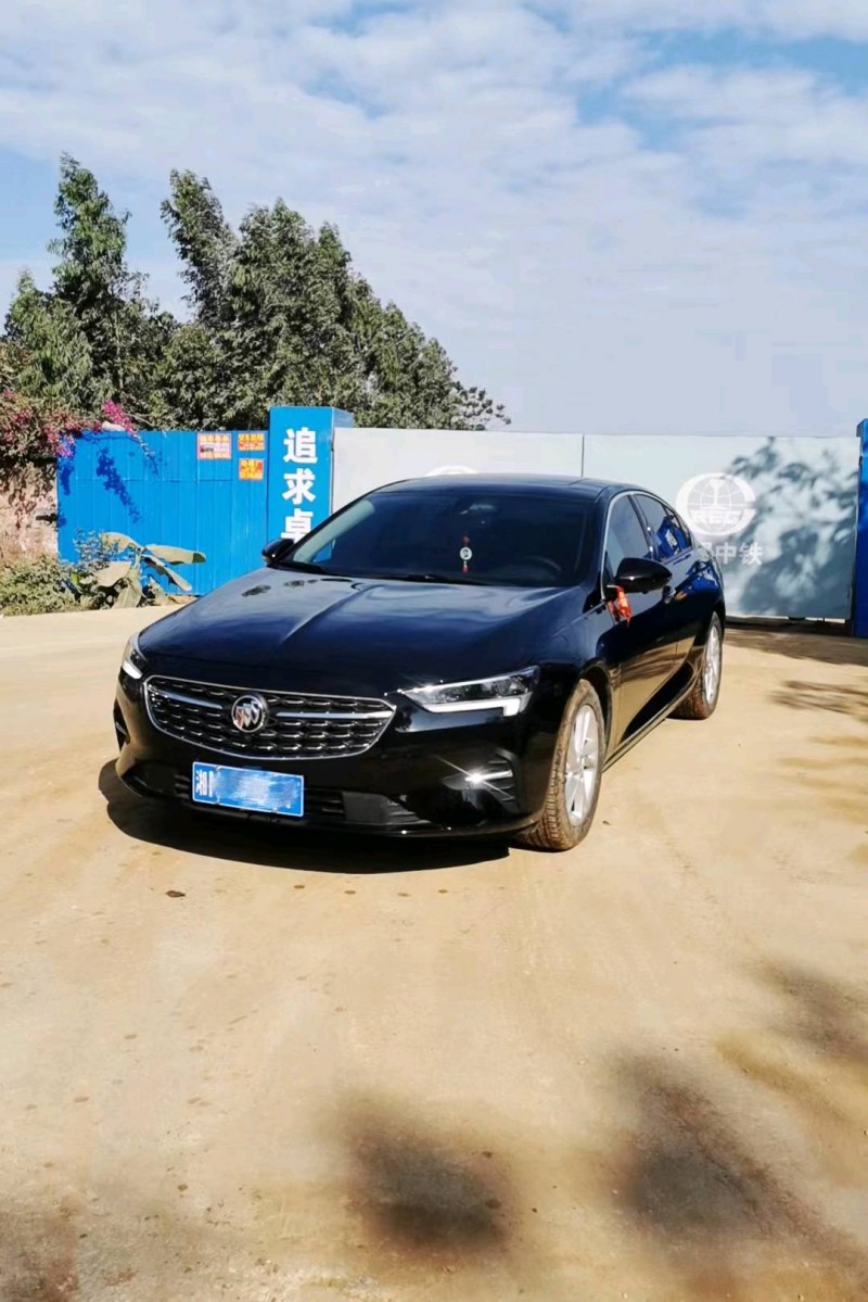 湛江23年别克君威2