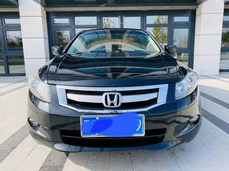 青岛10年本田雅阁1