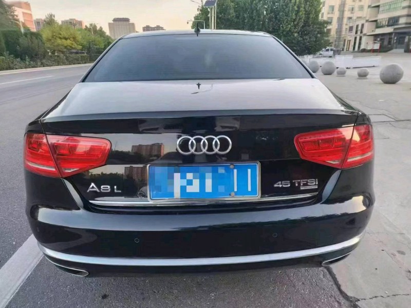 邢台14年奥迪A8L3