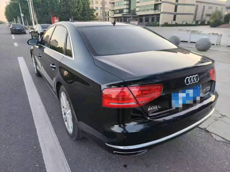 邢台14年奥迪A8L8