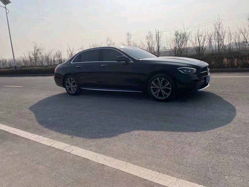 东营23年奔驰E2