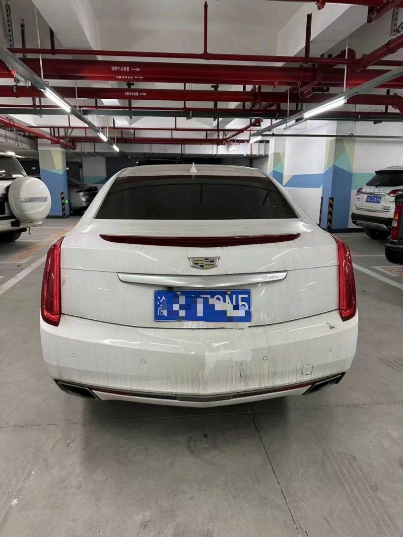 重庆16年凯迪拉克XTS2