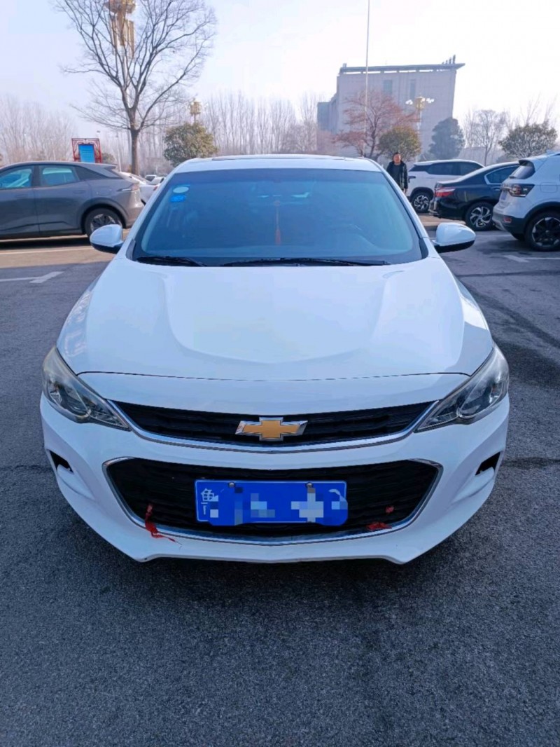 济宁18年雪佛兰科沃兹1