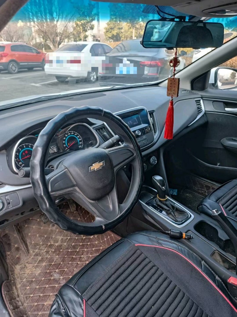 济宁18年雪佛兰科沃兹4