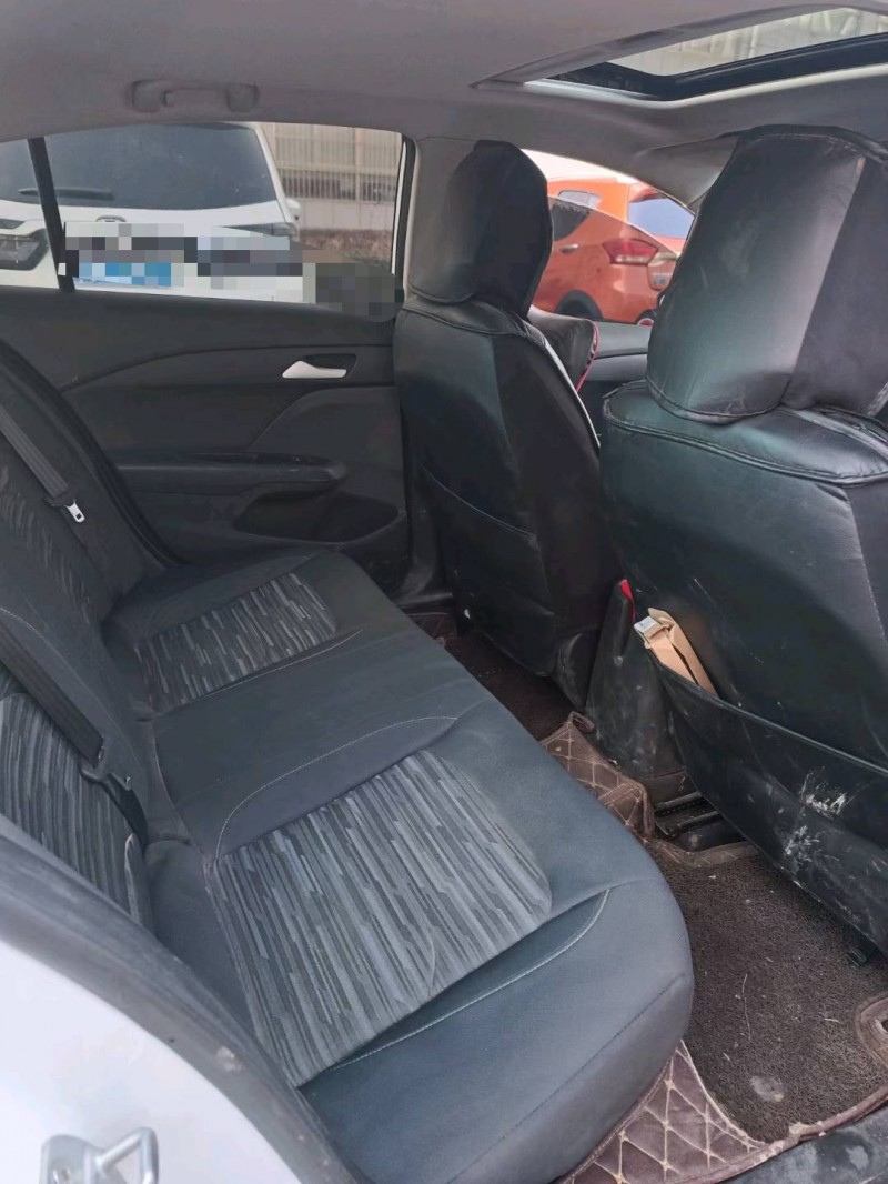 济宁18年雪佛兰科沃兹5