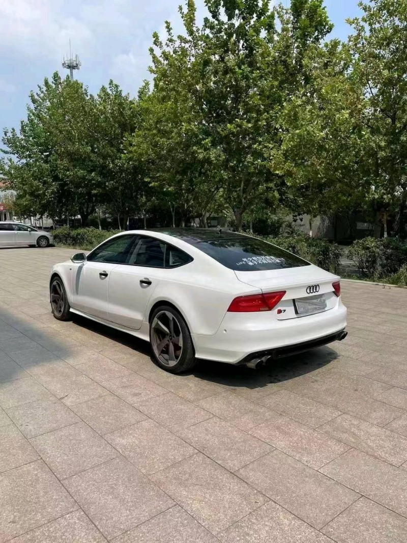 东营14年奥迪S77
