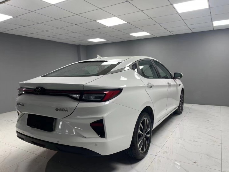 成都22年大众思皓8