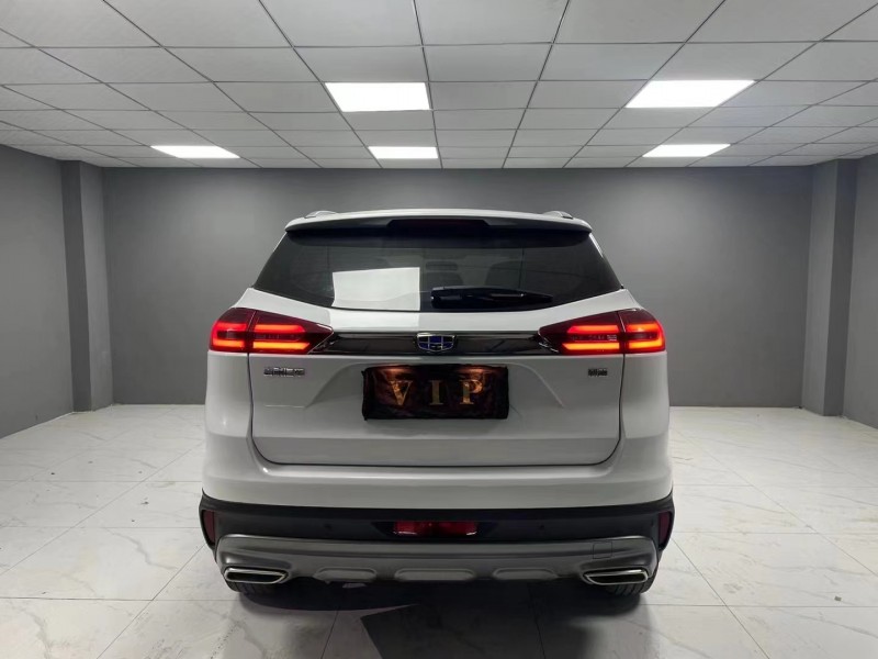 成都20年吉利博越9