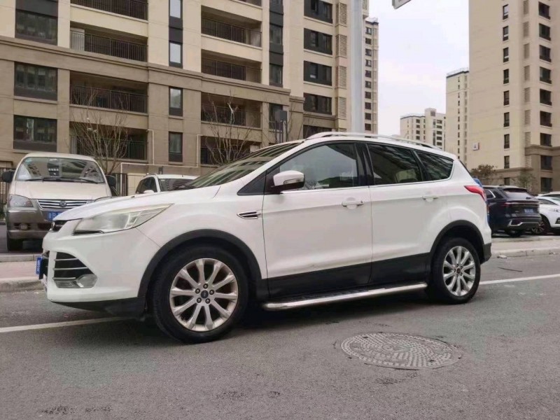 枣庄13年福特翼虎9